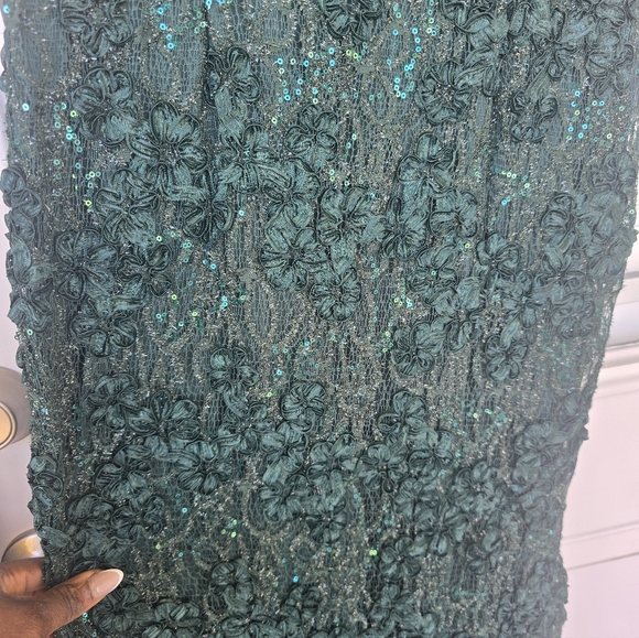 $259 XSCAPE Soutache Cap Sleeve Asymmetric Neck Long Dress Sz 8 Green Holiday - Picture 10 of 16